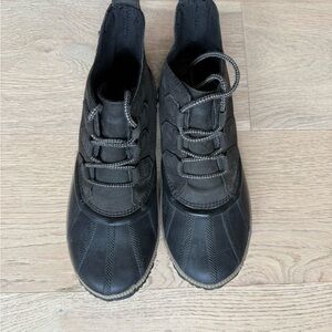 Sorel Black Womens Waterproof Lace-Up Duck Boots